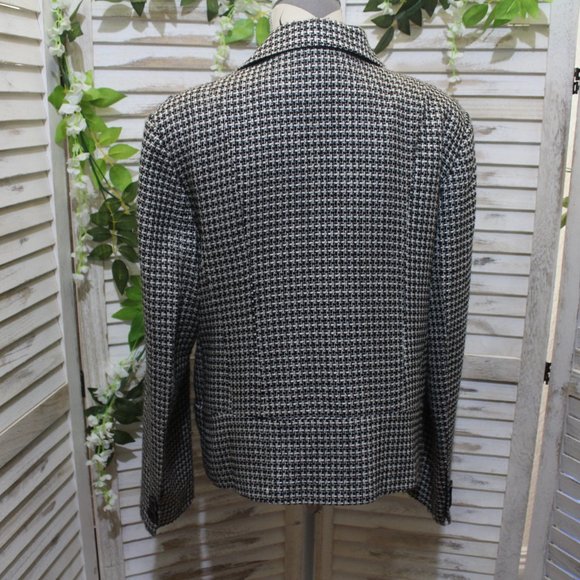 Nathalie b studio black/white blazer (1210) - Picture 3 of 6